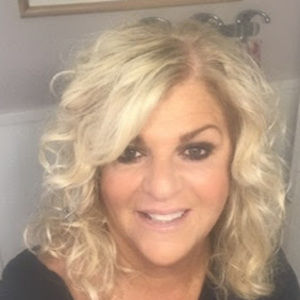 Meet your Posher, Leslie